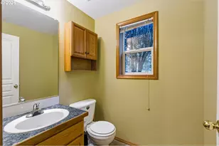 3929 SE 117th Pl, Portland, OR 97266 - Photo 13