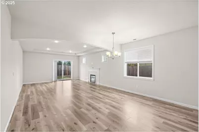 730 E Camellia St, Yamhill, OR 97148 - Photo 11