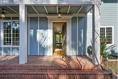 12183 SW Plantation Ter, Portland, OR 97223 - Photo 3