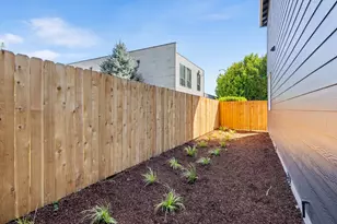 2067 SE Harold St, Portland, OR 97202 - Photo 17