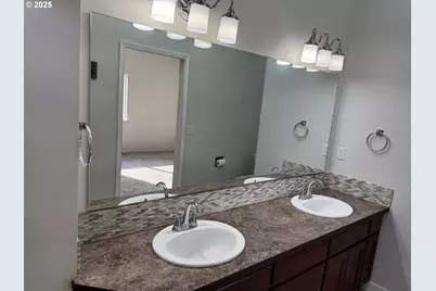 4015 Scenic Dr, Eugene, OR 97404 - Photo 15