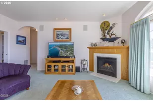 30 SW Heilberg St, Depoe Bay, OR 97341 - Photo 15