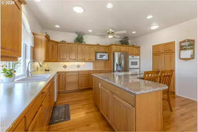 30 SW Heilberg St, Depoe Bay, OR 97341 - Photo 23