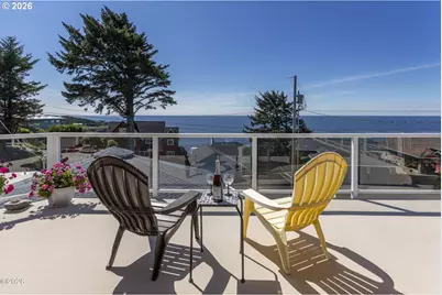30 SW Heilberg St, Depoe Bay, OR 97341 - Photo 5