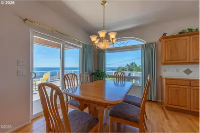 30 SW Heilberg St, Depoe Bay, OR 97341 - Photo 25