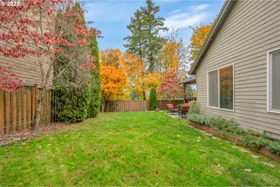 8803 SW 51st Ave, Portland, OR 97219 - Photo 35