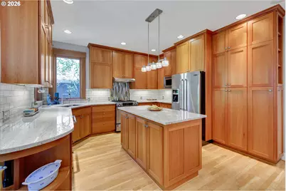 5921 S Kelly Ave, Portland, OR 97239 - Photo 17