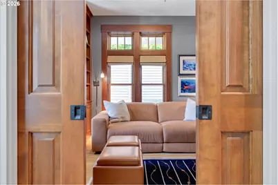 5921 S Kelly Ave, Portland, OR 97239 - Photo 13