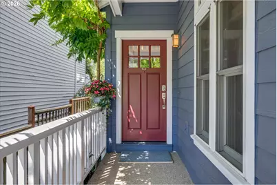 5921 S Kelly Ave, Portland, OR 97239 - Photo 3