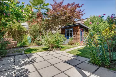 5921 S Kelly Ave, Portland, OR 97239 - Photo 39