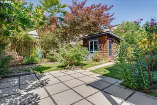 5921 S Kelly Ave, Portland, OR 97239 - Photo 39