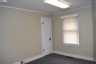 710 Van Buren St, Eugene, OR 97402 - Photo 9