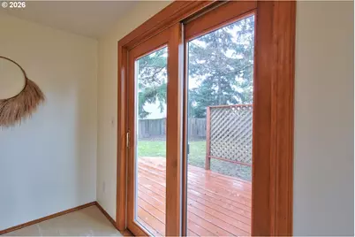 5022 NE Saddle Ct, Hillsboro, OR 97124 - Photo 9