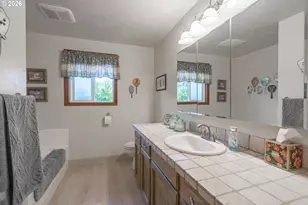 184 NE Gerlinger Ln, Dallas, OR 97338 - Photo 27