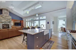 831 Riverview Ln, Chinook, WA 98614 - Photo 11