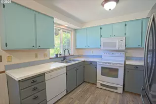 111 Enos St, Amity, OR 97101 - Photo 13