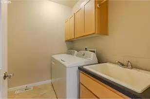 187 N Fairway St, Newberg, OR 97132 - Photo 27