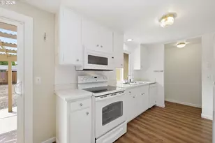 2690 Carbona St, Eugene, OR 97404 - Photo 13