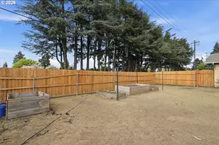 2690 Carbona St, Eugene, OR 97404 - Photo 35