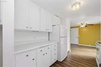 2690 Carbona St, Eugene, OR 97404 - Photo 17