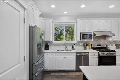 15213 SE Pebble Beach Dr, Happy Valley, OR 97086 - Photo 9