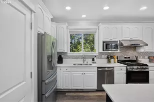 15213 SE Pebble Beach Dr, Happy Valley, OR 97086 - Photo 9