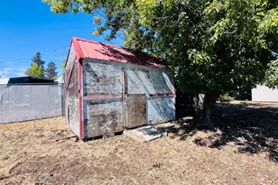 1380 Alder St, Elgin, OR 97827 - Photo 17