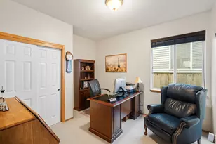 12190 SW Hollow Ln, Tigard, OR 97140 - Photo 19