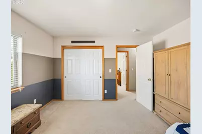 12190 SW Hollow Ln, Tigard, OR 97140 - Photo 27
