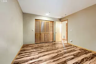 910 NW Naito Pkwy, Portland, OR 97209 - Photo 17