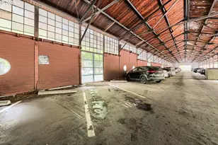 910 NW Naito Pkwy, Portland, OR 97209 - Photo 23