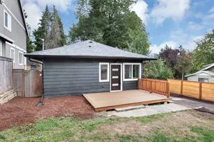 7224 SW 3rd Ave, Portland, OR 97219 - Photo 5