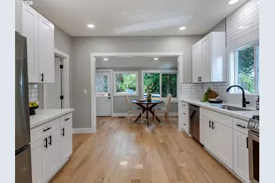 7224 SW 3rd Ave, Portland, OR 97219 - Photo 13