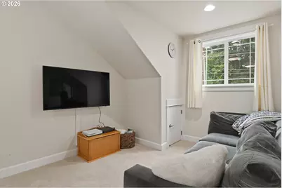 8145 SW 57th Ave, Portland, OR 97219 - Photo 29