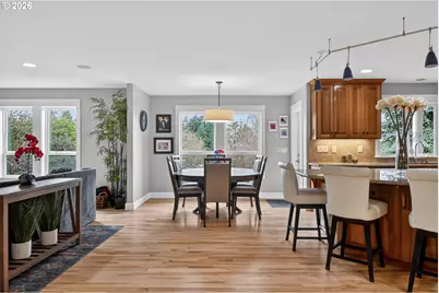8145 SW 57th Ave, Portland, OR 97219 - Photo 11
