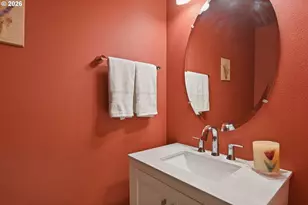 8145 SW 57th Ave, Portland, OR 97219 - Photo 39