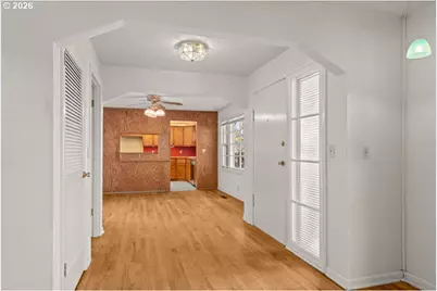 12712 SE Bush St, Portland, OR 97236 - Photo 9