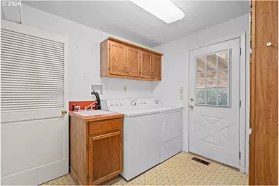 12712 SE Bush St, Portland, OR 97236 - Photo 27