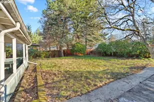 12712 SE Bush St, Portland, OR 97236 - Photo 37