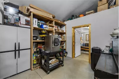 60625 Three Point Rd, Canyon City, OR 97820 - Photo 15