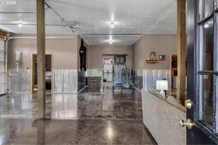 60625 Three Point Rd, Canyon City, OR 97820 - Photo 9