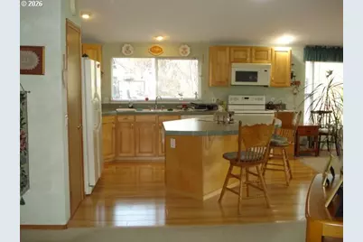 218 Jacob Hale Way, Roseburg, OR 97471 - Photo 9