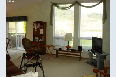 218 Jacob Hale Way, Roseburg, OR 97471 - Photo 17