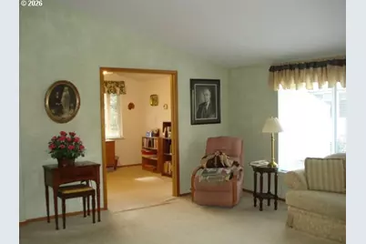 218 Jacob Hale Way, Roseburg, OR 97471 - Photo 3