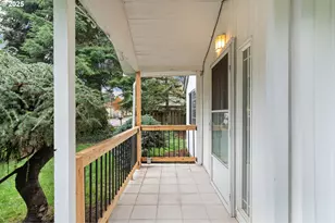 2210 E 25th St, Vancouver, WA 98661 - Photo 5