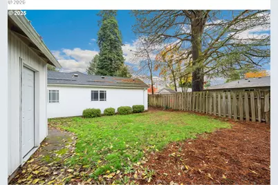 2210 E 25th St, Vancouver, WA 98661 - Photo 39
