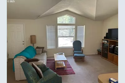 11736 Chinquapin Dr, Crescent Lake, OR 97733 - Photo 15