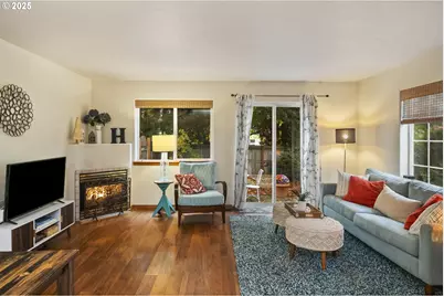 4909 NE Holman St, Portland, OR 97218 - Photo 11