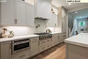 484 SW 95th Ave, Portland, OR 97225 - Photo 11