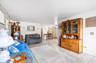 133 Edith Cir, Eagle Point, OR 97524 - Photo 7